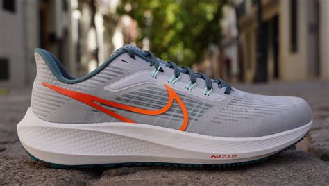 nike air zoom pegasus 39 uk|nike air zoom pegasus 39 men.